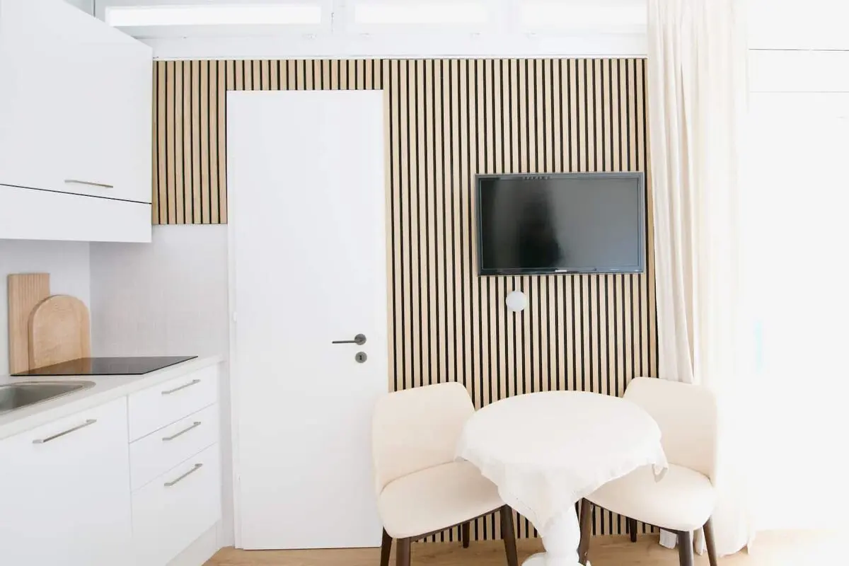 Dining corner in the Muralto studio