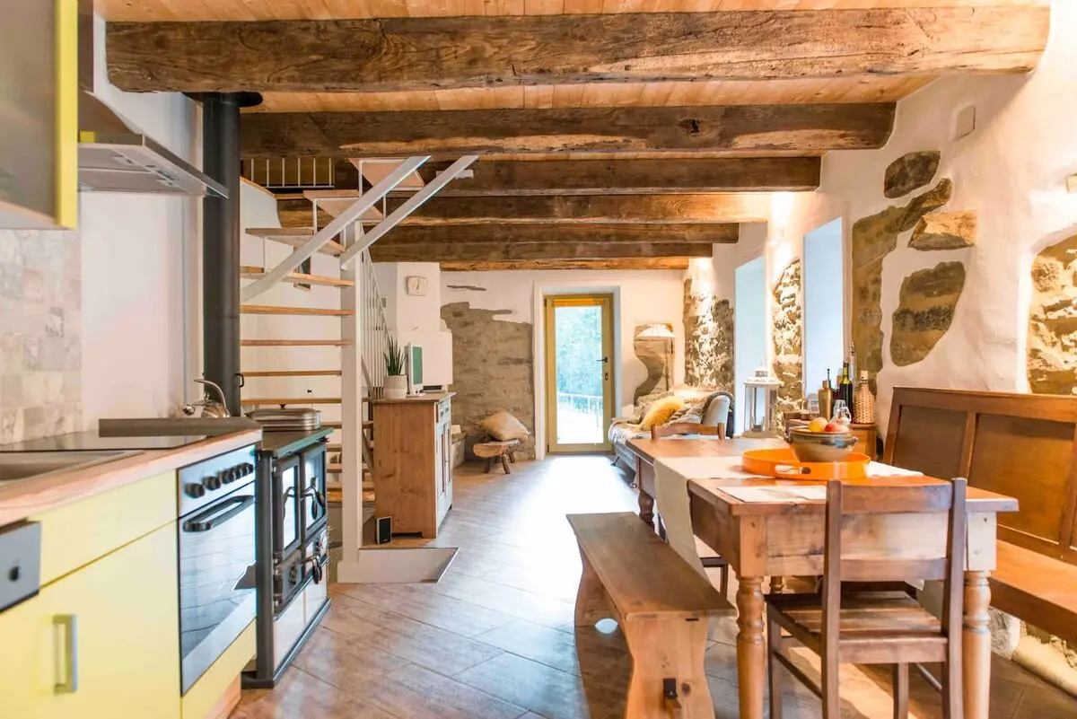 Timber dining room in the Vergeletto lodge