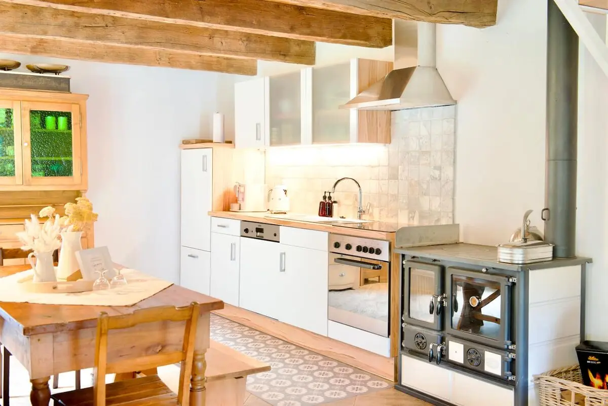Kitchen and wood stove in the Vergeletto lodge